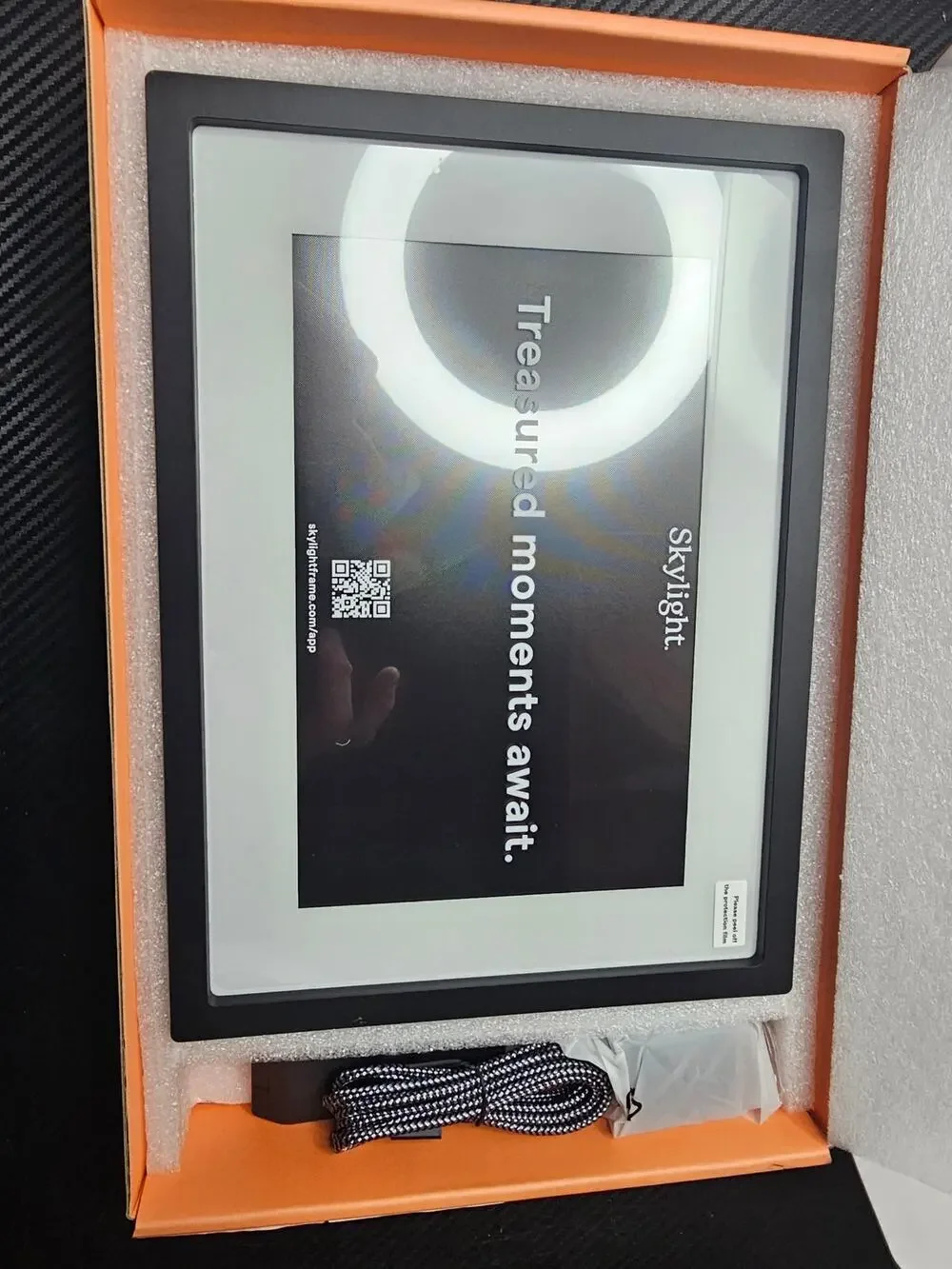 Skylight Digital Picture Frame, Load from Phone Capability, 10